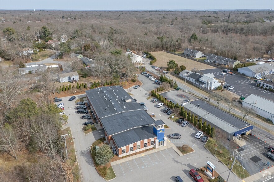 More Photos Of 5750 Post Rd, East Greenwich Medical For Lease