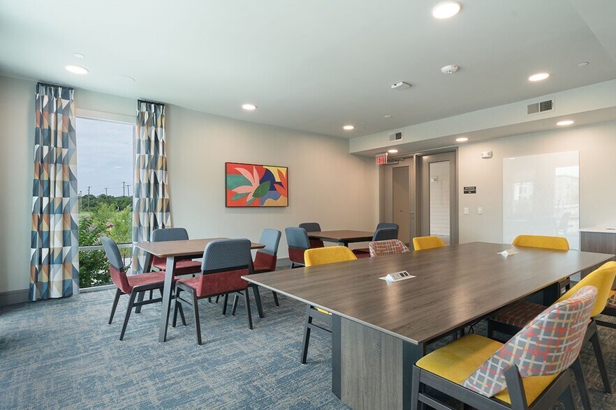 More Photos Of 3000 Northside Blvd, Richardson Multifamily For Sale