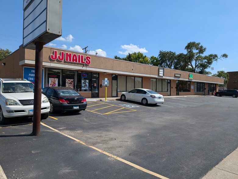 Primary Photo Of 16421-16431 S Halsted St, Harvey Storefront For Sale