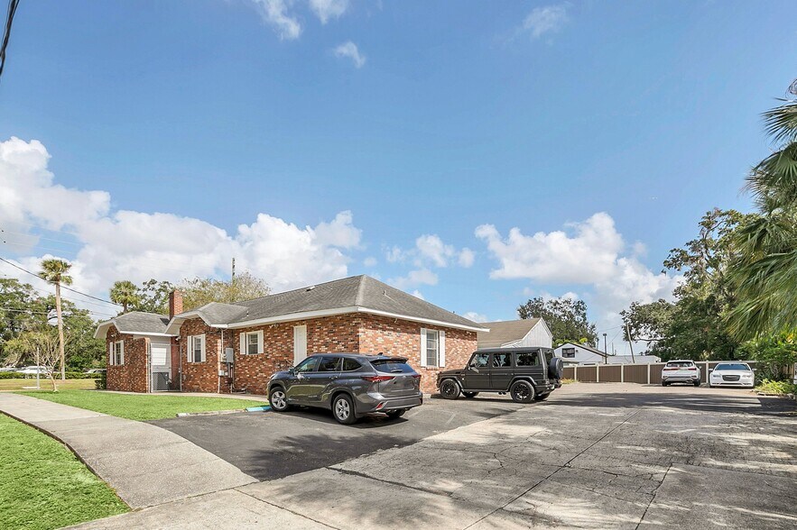 More Photos Of 1400 E Robinson St, Orlando Medical For Sale
