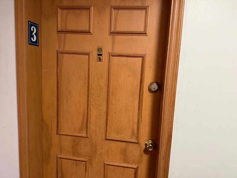 More Photos Of 3303 Riverside Dr, Dayton Apartments For Sale