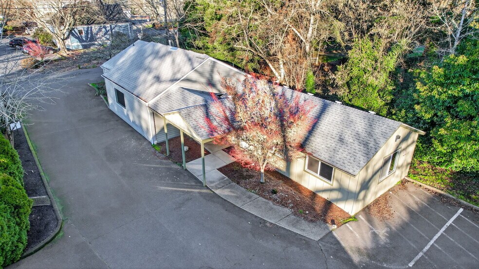 More Photos Of 2586 12th Pl SE, Salem Medical For Sale
