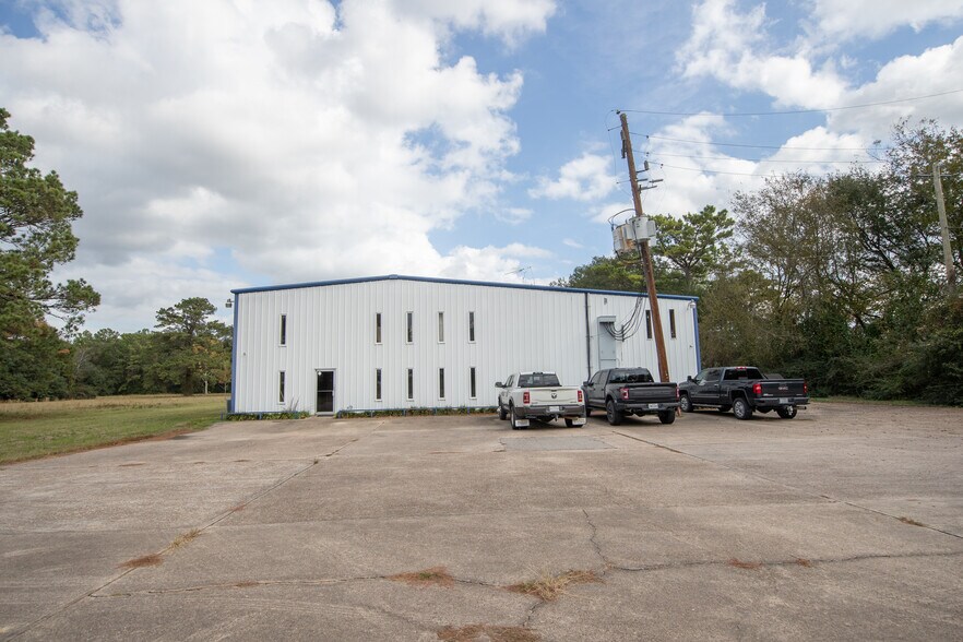More Photos Of 4421 Theiss Rd, Humble Warehouse For Sale
