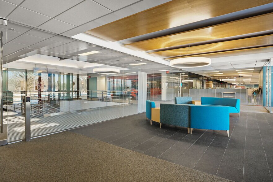 More Photos Of 1 Qbe Way, Sun Prairie Unknown For Lease