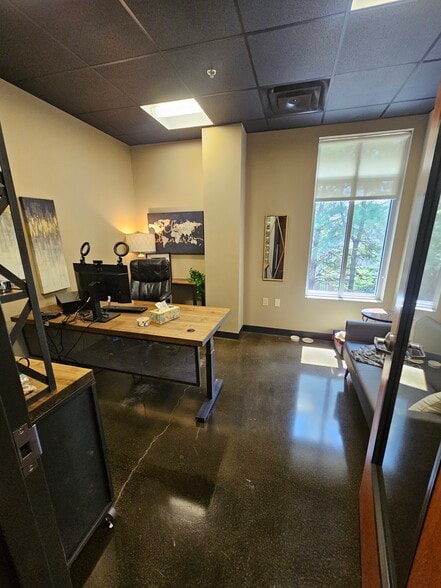 More Photos Of 751 Cool Springs Blvd, Franklin Office For Lease