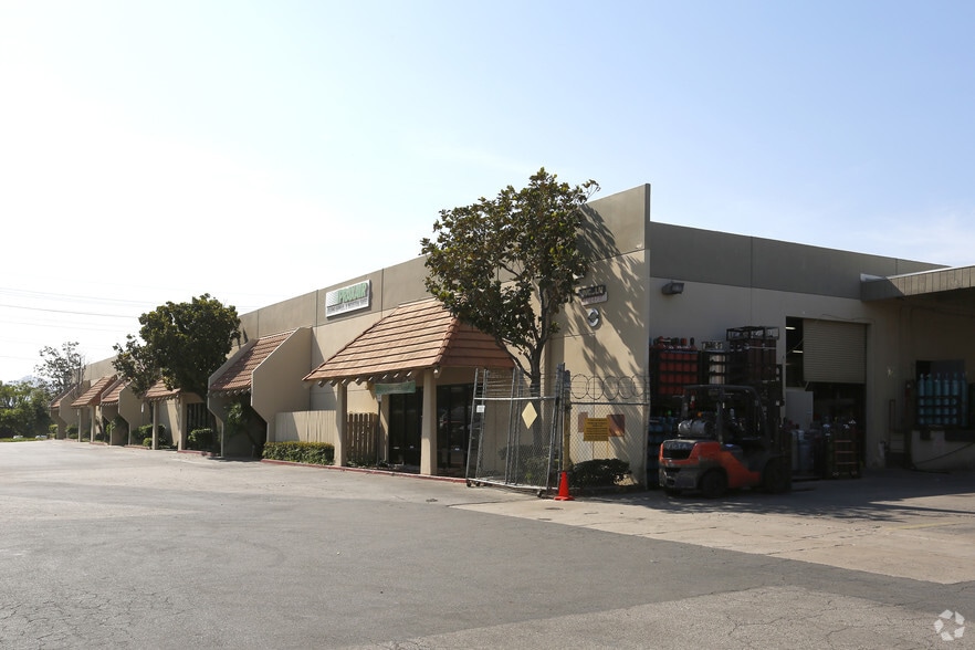 More Photos Of 500 Harrington St, Corona Warehouse For Lease
