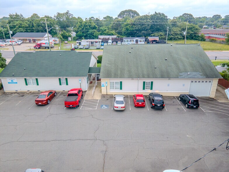 More Photos Of 2212 Hope Mills Rd, Fayetteville Office For Sale