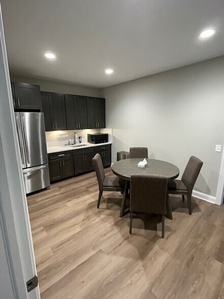 More Photos Of 418 Main St, Harleysville Office Residential For Lease