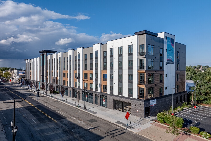 More Photos Of 102 Washington Ave, Belleville Apartments For Lease