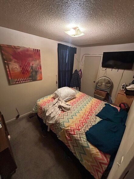 More Photos Of 983 26th St, Des Moines Multifamily For Sale
