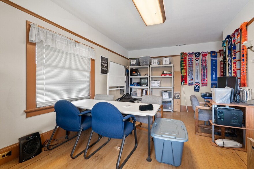 More Photos Of 217 E Lake Ave, Watsonville Office For Sale