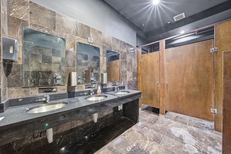 More Photos Of 238 Highway 34, Old Bridge Storefront Retail Residential For Sale