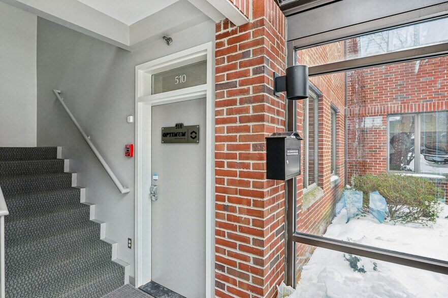 More Photos Of 100 Conifer Hill Dr, Danvers Office For Lease