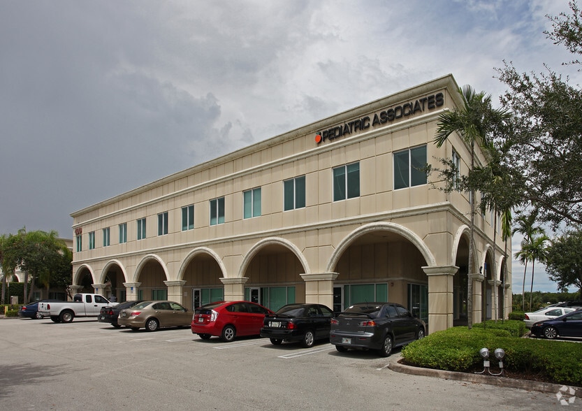 More Photos Of 400 N Hiatus Rd, Pembroke Pines Unknown For Lease