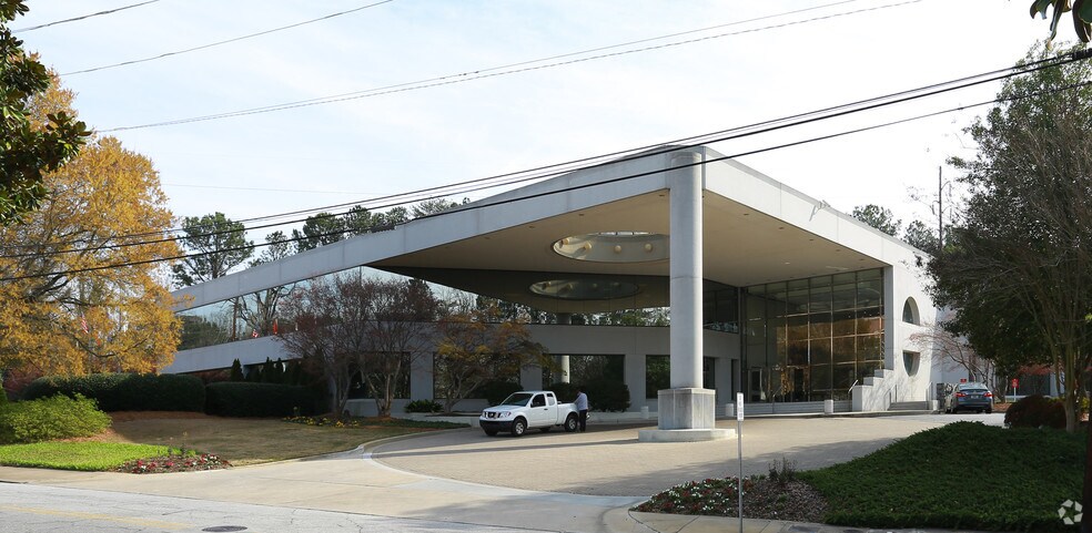 Primary Photo Of 2060 Mount Paran Rd NW, Atlanta Office For Lease