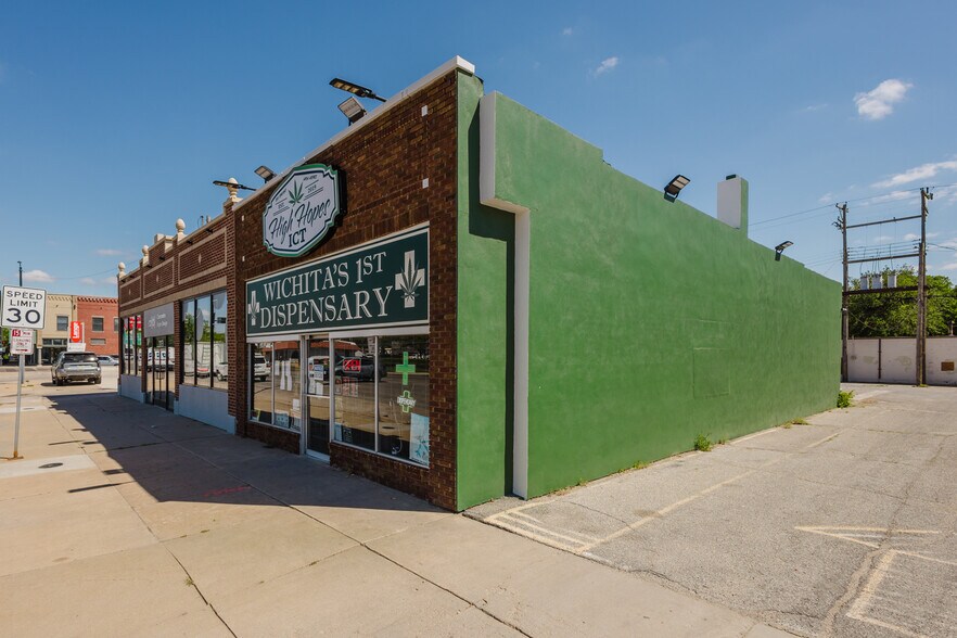 More Photos Of 1115 W Douglas Ave, Wichita Storefront For Sale
