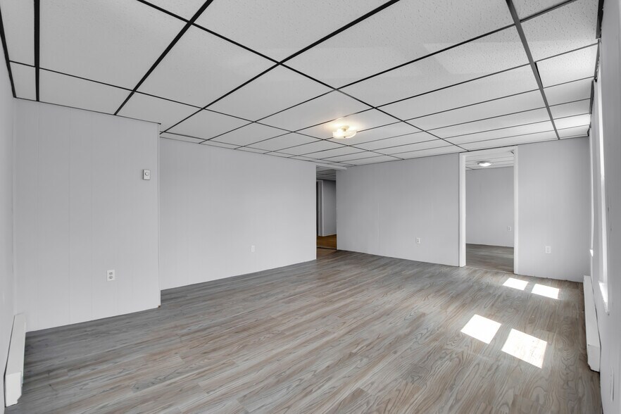 More Photos Of 52 W Ludlow St, Summit Hill Apartments For Sale