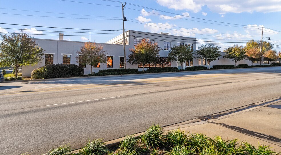 More Photos Of 25 Goldsmith St, Greenville Loft Creative Space For Lease