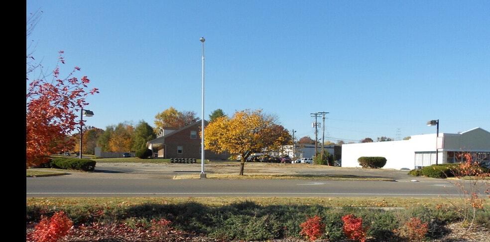 More Photos Of 216 Southland Dr, Lexington Land For Sale