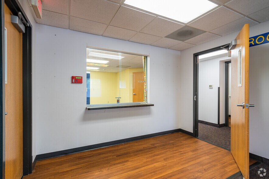 More Photos Of 2220 N Monroe St, Decatur Medical For Sale