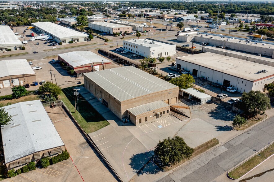 More Photos Of 3605 Kim Dr, Irving Distribution For Lease