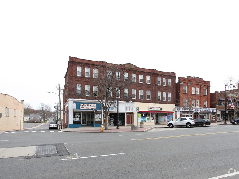 More Photos Of 785-795 Main St, Manchester Storefront Retail Residential For Lease