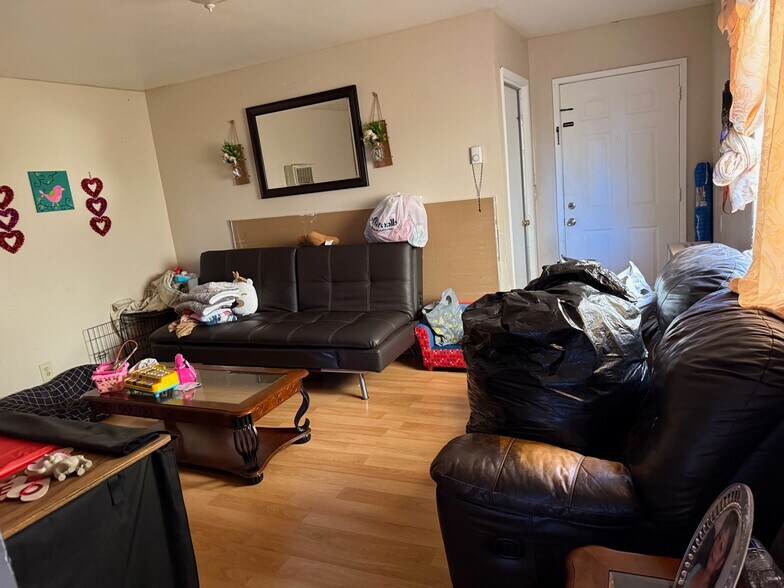 More Photos Of 617 16th St, Richmond Apartments For Sale