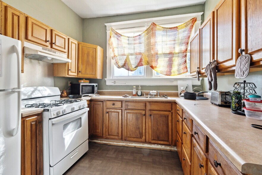 More Photos Of 2833 Napoleon Ave, New Orleans Apartments For Sale