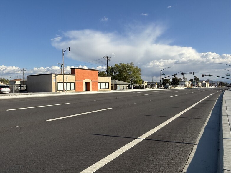 More Photos Of 7893 Sierra Ave, Fontana Storefront Retail Residential For Lease