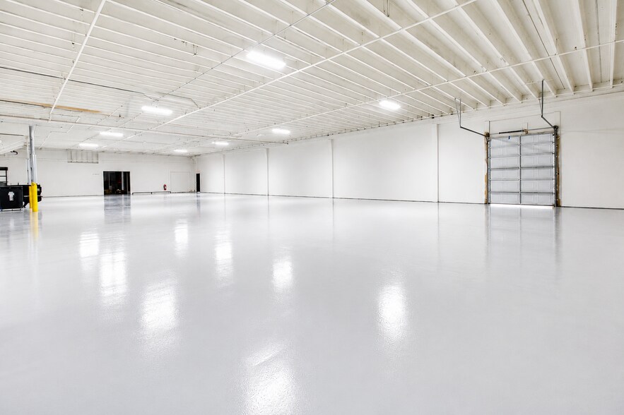 More Photos Of 414 N Meriah St, Landis Warehouse For Lease