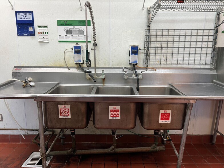 More Photos Of 6811-6889 S Eastern Ave, Las Vegas Unknown For Lease