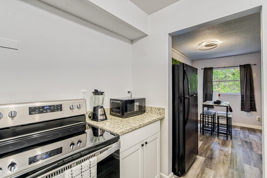 More Photos Of 4513 W McElroy Ave, Tampa Apartments For Sale