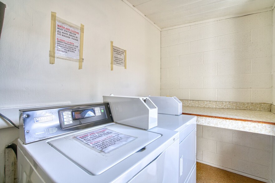More Photos Of 1405 Coffman St, Longmont Apartments For Sale