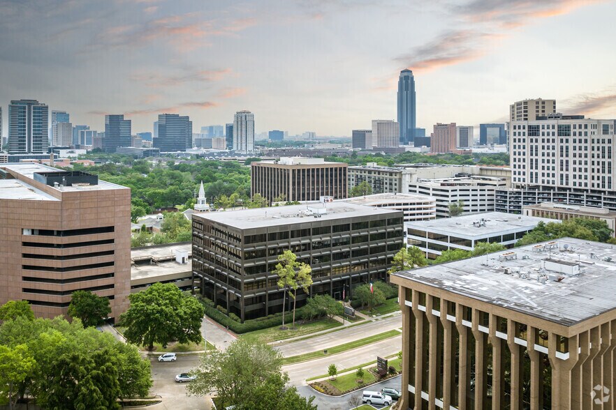 More Photos Of 1717 St. James Place, Houston Office For Lease