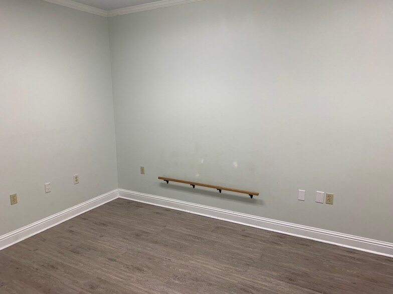 More Photos Of 8531-A Spanish Fort Blvd, Spanish Fort Unknown For Lease