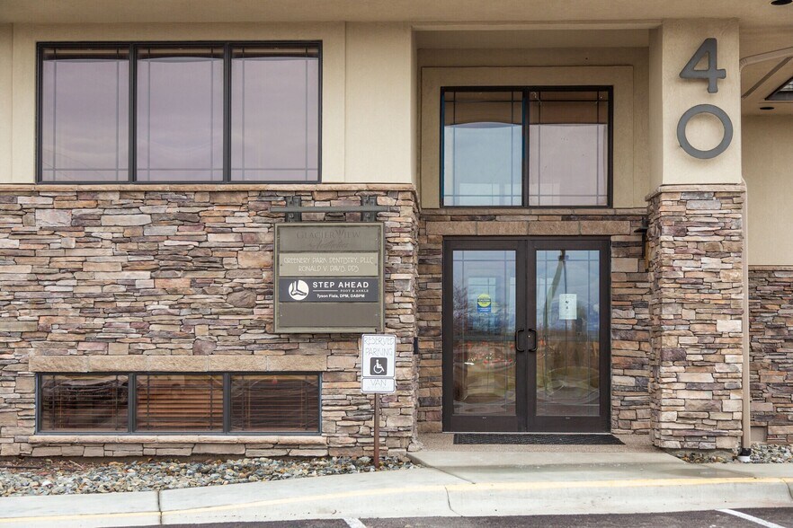 More Photos Of 40 Four Mile Dr, Kalispell Medical For Sale