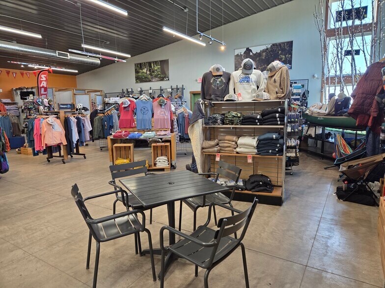 More Photos Of 35265 S Co Hwy, Bayfield Freestanding For Sale
