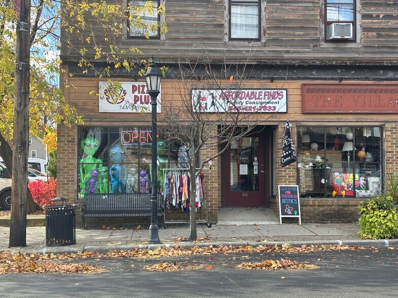 Primary Photo Of 65 Main St, Pine Bush Restaurant For Lease