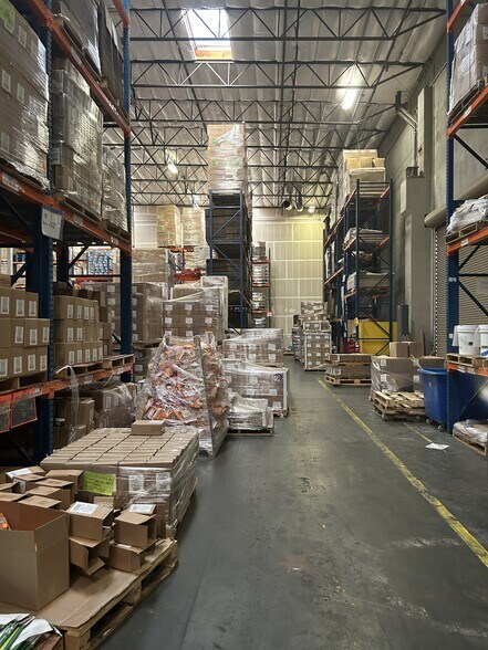More Photos Of 2735 Cactus Rd, San Diego Warehouse For Lease