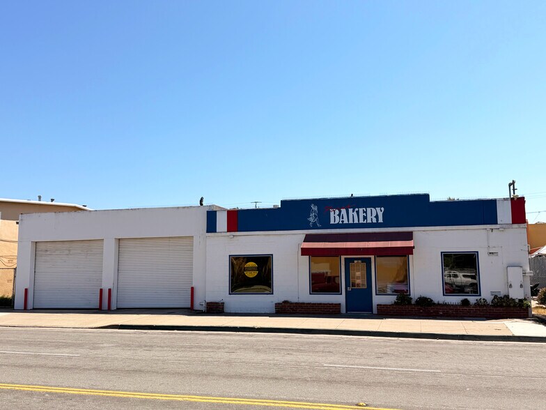 Primary Photo Of 1232 Broadway Ave, Seaside Storefront For Lease