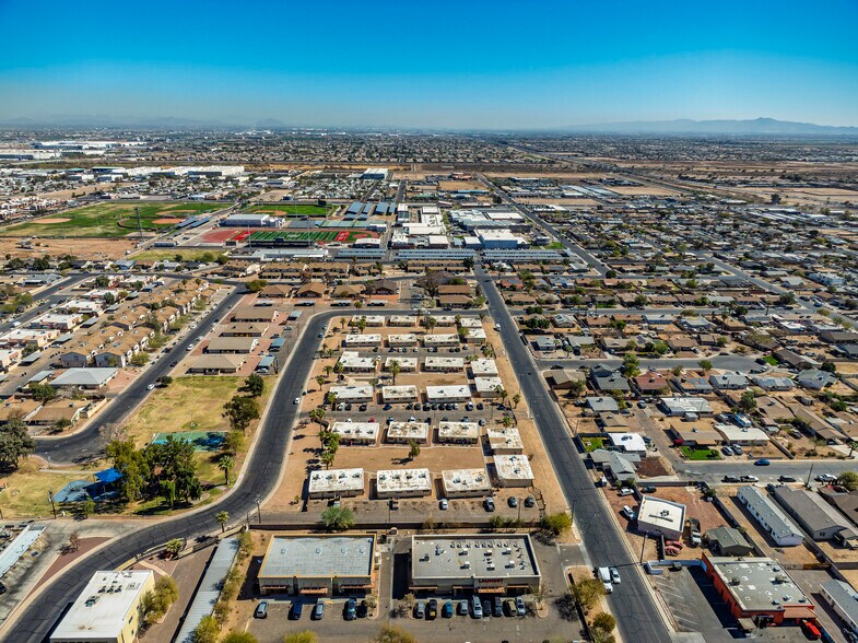 More Photos Of 109 E Brinker Dr, Avondale Apartments For Sale