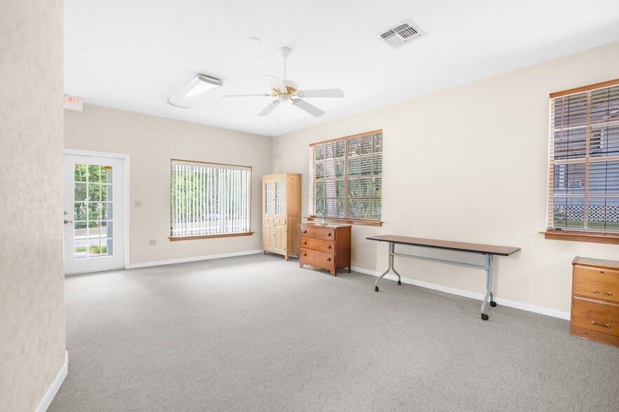 More Photos Of 309 S Main St, Brooksville Specialty For Sale