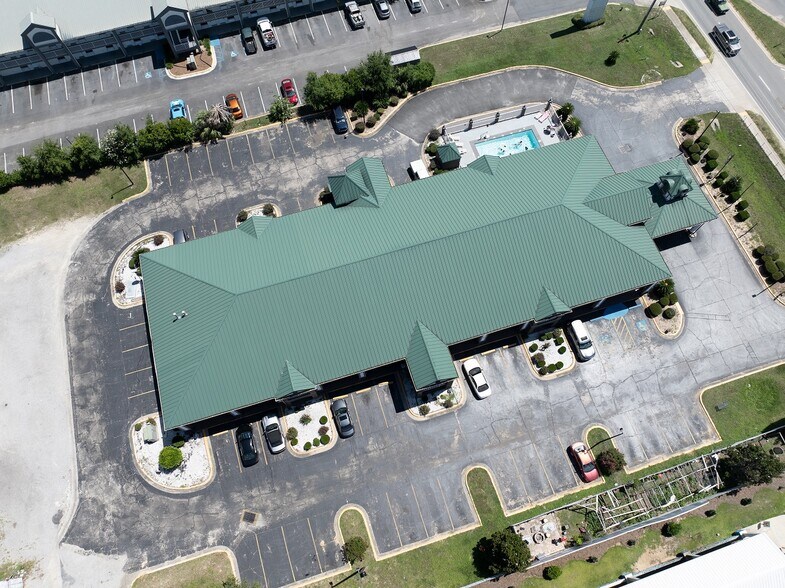 More Photos Of 2226 Highway 71, Marianna Hotel For Sale