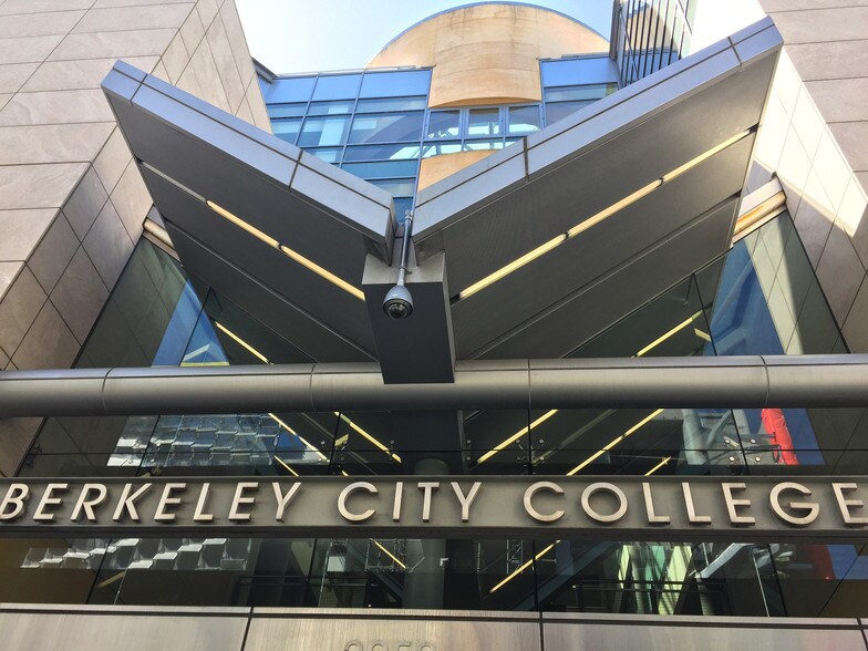 More Photos Of 2015 Center St, Berkeley Office For Lease