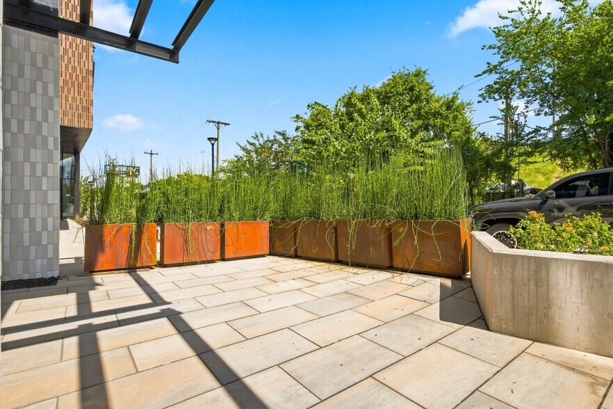 More Photos Of 801 12th Ave N, Nashville Apartments For Lease