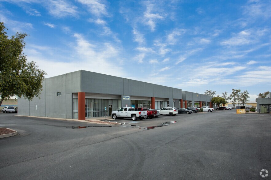 More Photos Of 3860 S Palo Verde Rd, Tucson Light Distribution For Lease