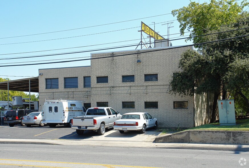 Primary Photo Of 11514 Jones Maltsberger Rd, San Antonio Warehouse For Sale