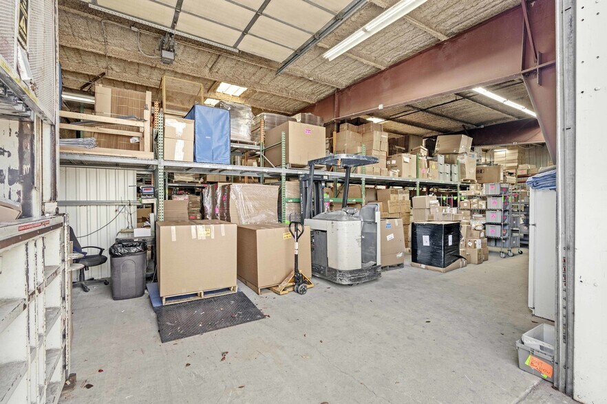 More Photos Of 311 E Corning Rd, Beecher Warehouse For Sale