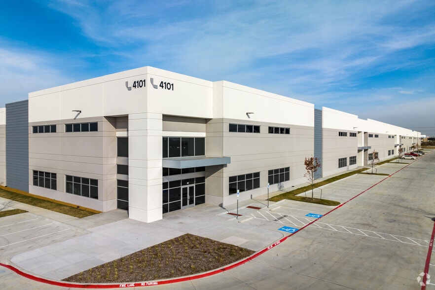 More Photos Of NE Corner Of Memorial Dr & Standridge Dr, The Colony Unknown For Lease