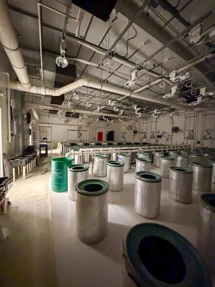 More Photos Of 9081 Skyline Dr, Morenci Manufacturing For Lease
